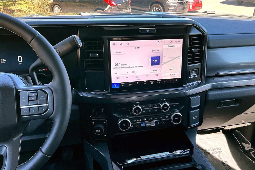 Used 2027 Ford F450 Lariat AWD/4WD image 13