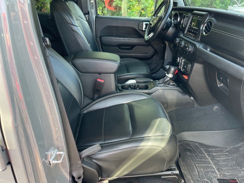 Used 2022 Jeep Wrangler Unlimited Sahara 4xe w/ Cold Weather Group image 19