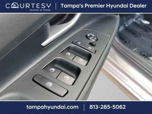 Used 2024 Hyundai Elantra SEL image 30