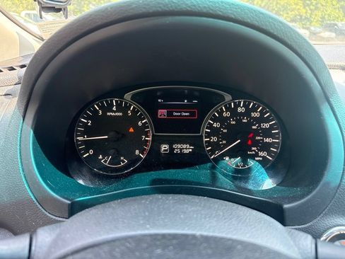 Used 2015 Nissan Altima 2.5 S w/ Power Driver Seat Package FWD image 7
