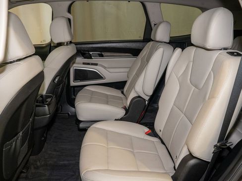 Used 2021 Kia Telluride EX w/ EX Premium Package image 8