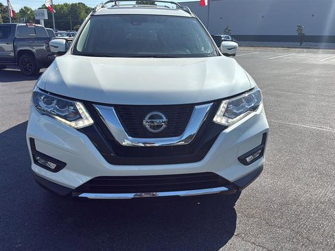Used 2019 Nissan Rogue SL w/ Premium Package FWD image 14