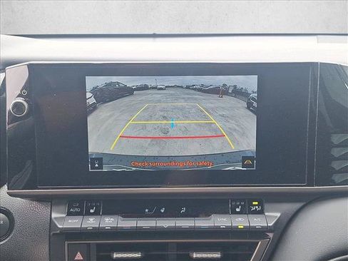 Used 2025 Toyota Camry XSE FWD image 14