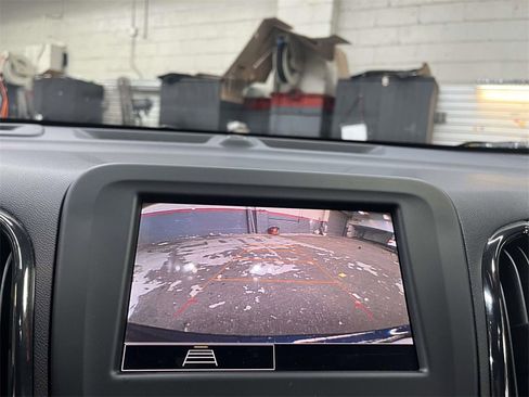 Used 2023 Chevrolet Equinox RS image 16