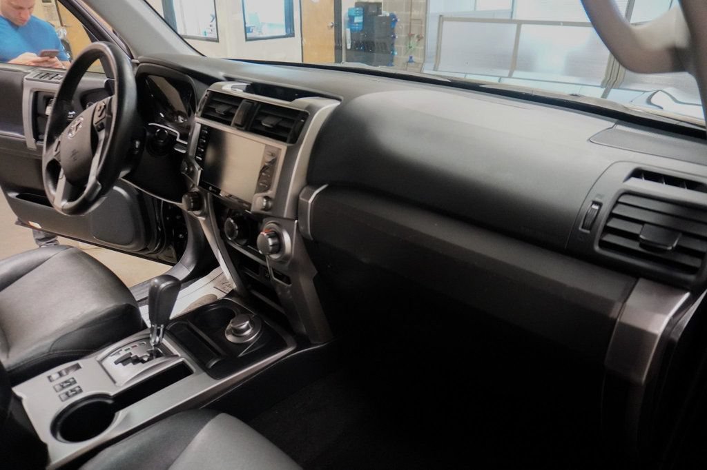 Used 2021 Toyota 4Runner SR5 Premium w/ Moonroof Package AWD/4WD image 14
