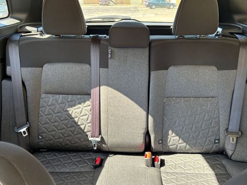 Used 2025 Nissan Kicks SV FWD image 36