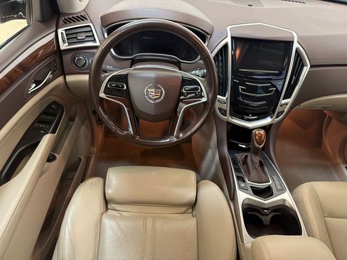 Used 2015 Cadillac SRX Luxury w/ Driver Awareness Package FWD image 25