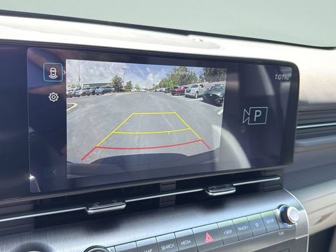 Certified 2024 Hyundai Kona SEL w/ Convenience Package FWD image 17