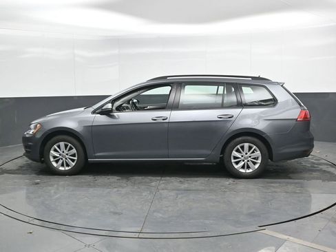 Used 2016 Volkswagen Golf S image 7