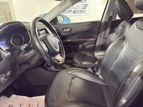 Used 2019 Jeep Compass Limited image 17