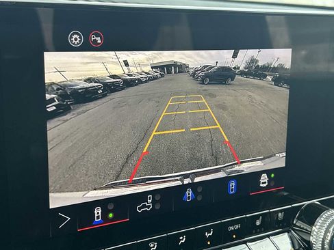 New 2026 GMC Canyon Denali image 14