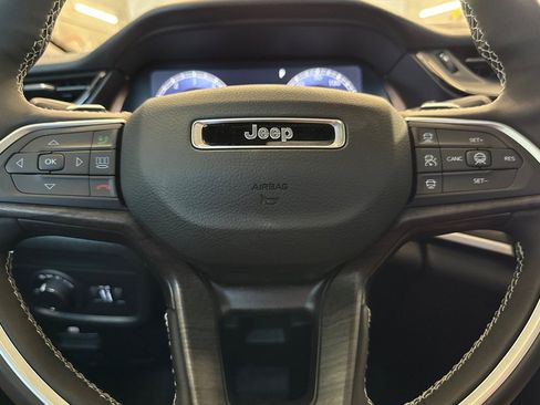 New 2026 Jeep Grand Cherokee L 4WD image 23