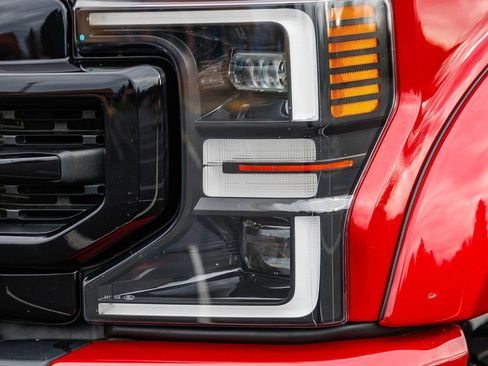 Used 2021 Ford F250 Lariat image 7