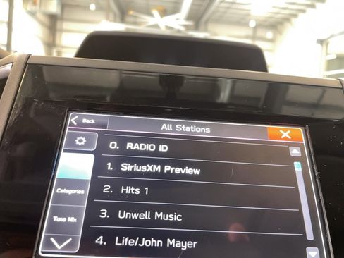 Used 2021 Subaru Crosstrek 2.0i Premium w/ Moonroof Package image 14