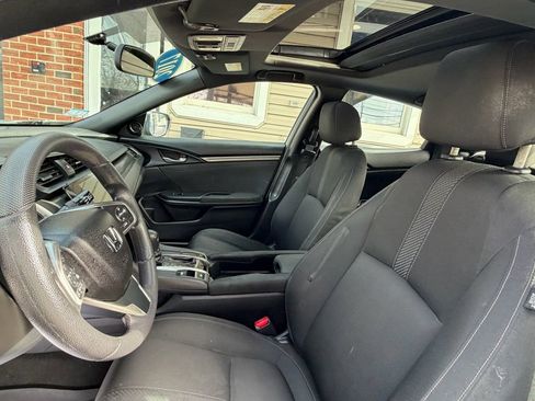 Used 2017 Honda Civic EX image 9