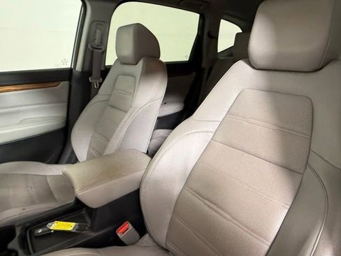 Used 2017 Honda CR-V Touring image 28