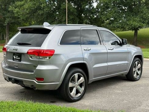 Used 2015 Jeep Grand Cherokee Overland AWD/4WD image 6