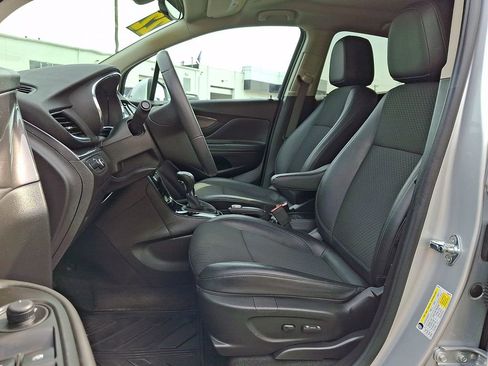 Certified 2022 Buick Encore Preferred w/ Safety Package image 17