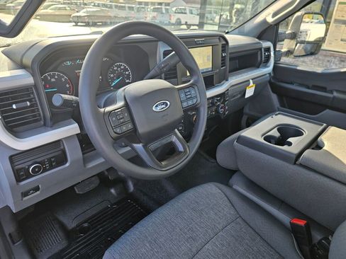New 2026 Ford F250 XL w/ XL Off-Road Package image 9