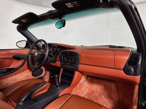 Used 1998 Porsche Boxster RWD image 17