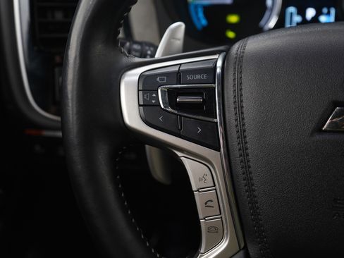 Used 2019 Mitsubishi Outlander GT image 25