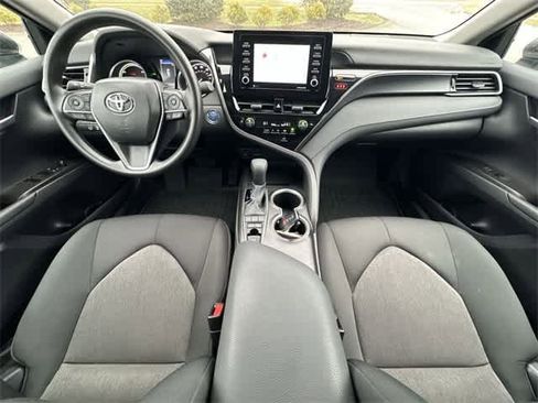 Used 2024 Toyota Camry LE image 19