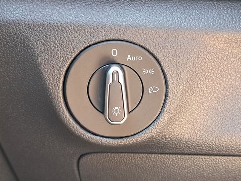 New 2025 Volkswagen Jetta Sport image 18