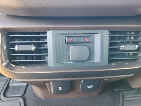 Used 2025 Ford F150 King Ranch w/ FX4 Off-Road Package AWD/4WD image 15