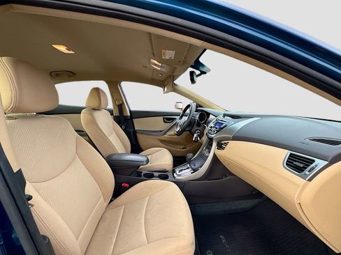 Used 2013 Hyundai Elantra GLS w/ Preferred Pkg image 23