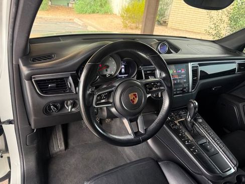 Used 2017 Porsche Macan S w/ Premium Package Plus AWD/4WD image 27
