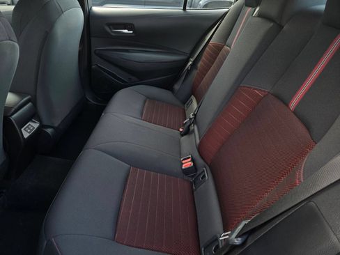 Used 2025 Toyota Corolla SE FWD image 11