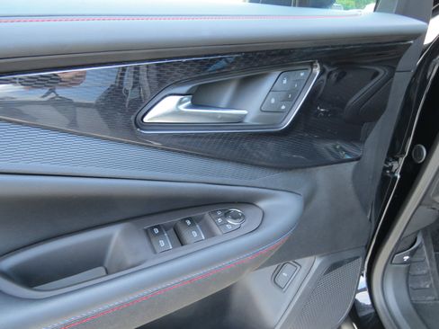 Used 2024 Chevrolet Blazer EV RS image 16