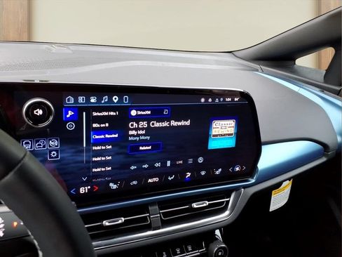 New 2026 Chevrolet Equinox EV LT FWD image 6