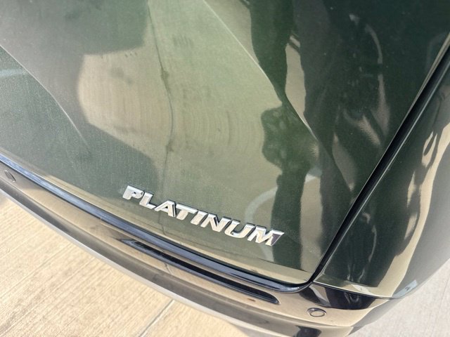 Used 2026 Toyota Sienna Platinum AWD/4WD image 4