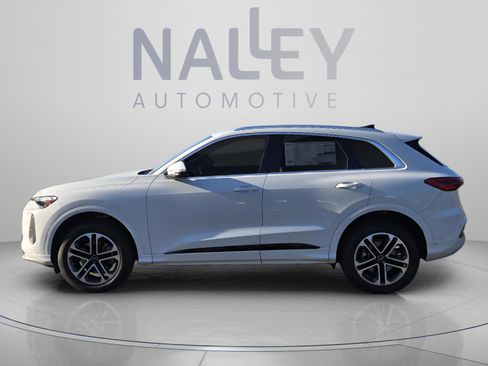 New 2025 Audi Q5 Premium image 3