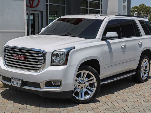 Used 2020 GMC Yukon SLT w/ Premium Edition RWD image 1