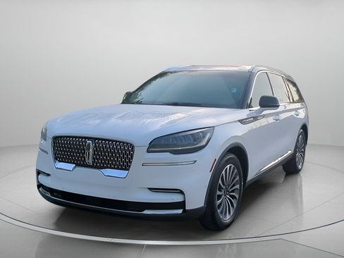 Used 2023 Lincoln Aviator Reserve w/ Equipment Group 201A RWD image 11