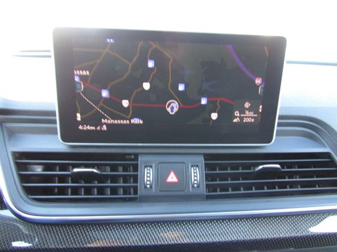 Used 2018 Audi SQ5 Premium Plus w/ S Sport Package image 28