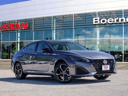 New 2025 Nissan Altima 2.5 SR