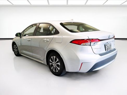 Used 2022 Toyota Corolla LE w/ Carpet Mat Package (TMS) FWD image 6