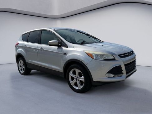 Used 2013 Ford Escape SE FWD image 7