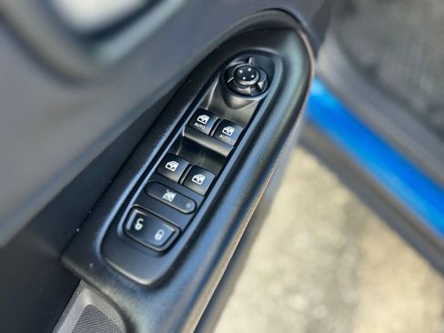 Used 2018 Jeep Compass Latitude w/ Cold Weather Group image 21