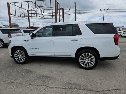 Used 2022 GMC Yukon Denali image 3