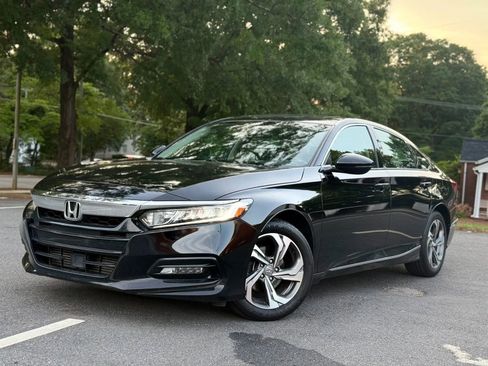 Used 2020 Honda Accord EX-L image 2
