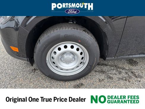 New 2025 Ford Maverick XL image 22