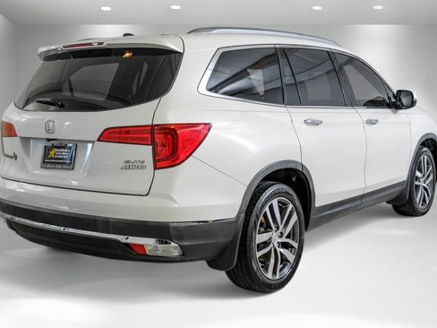 Used 2018 Honda Pilot Elite image 7