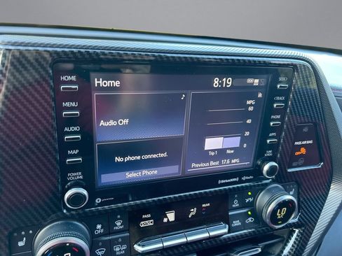Used 2021 Toyota Highlander XSE FWD image 23