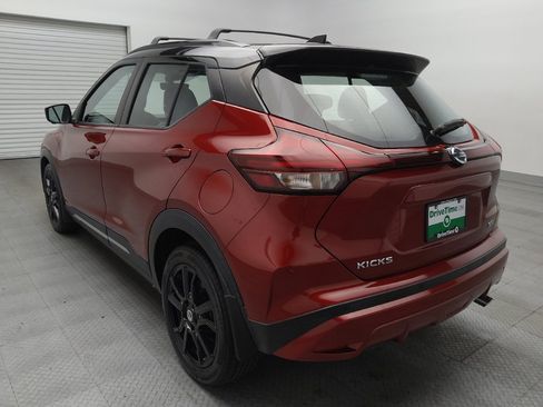 Used 2021 Nissan Kicks SR w/ SR Premium Package FWD image 5