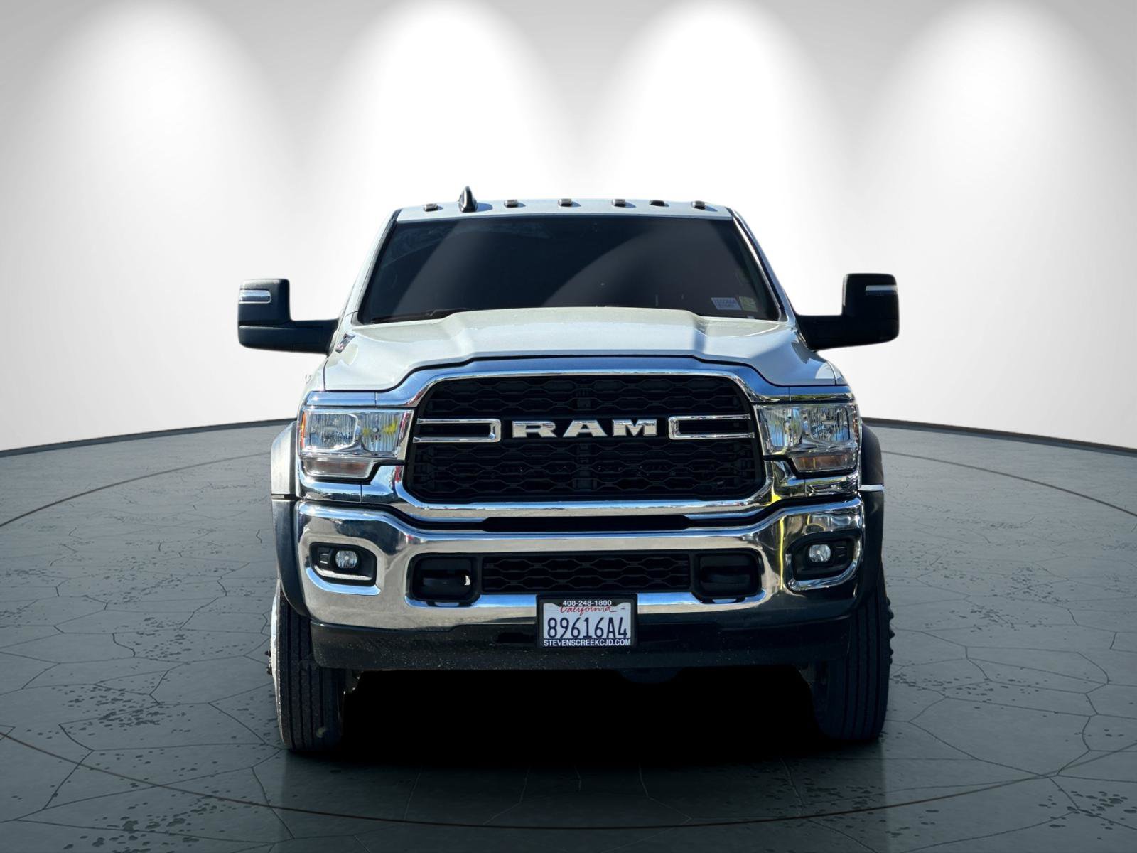 Used 2024 RAM 4500 Tradesman w/ Chrome Appearance Group AWD/4WD image 9