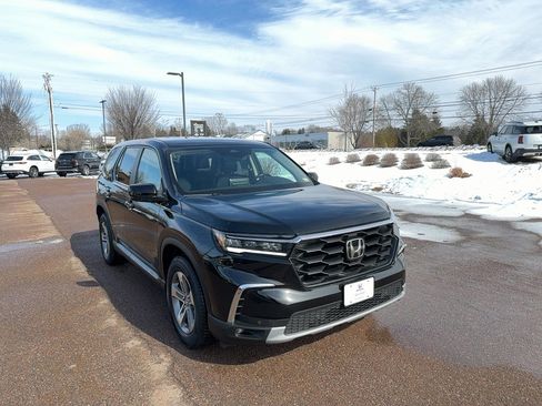 Certified 2023 Honda Pilot EX-L image 3